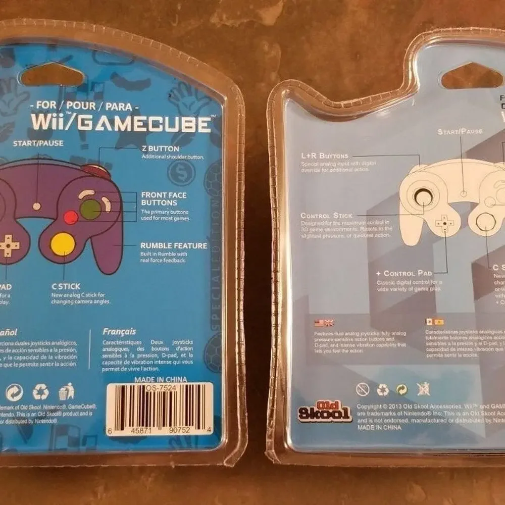 2 Gamecube Controllers - Blue & White (NEW) - Nintendo - Old Skool